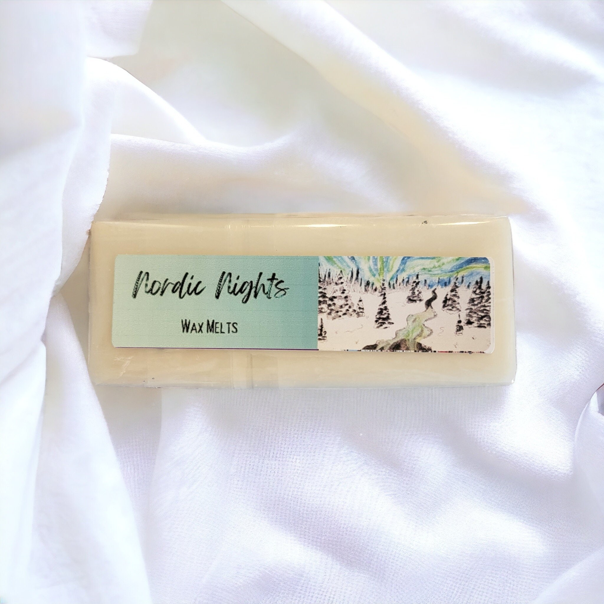 Nordic Nights Wax Melts: Pine and Snow Scent
